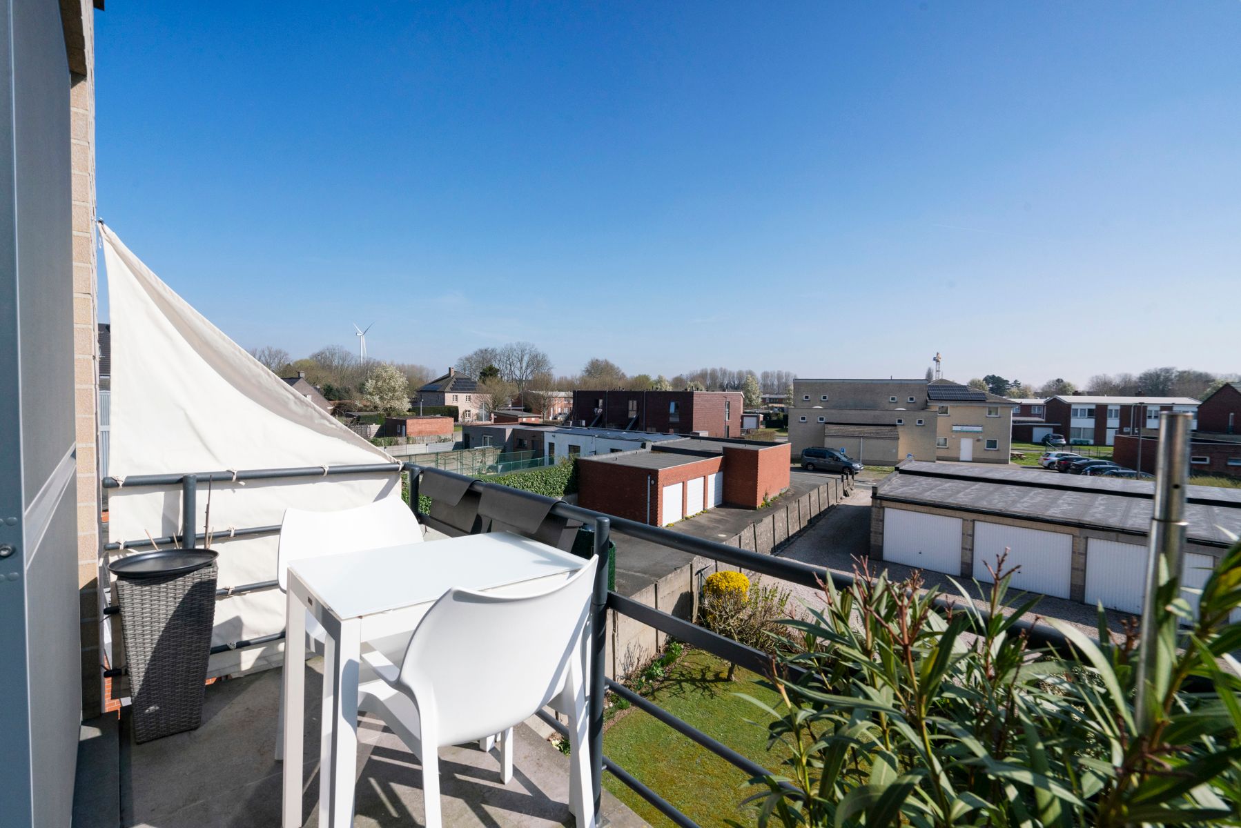 Instapklaar appartement met twee slaapkamers foto 9
