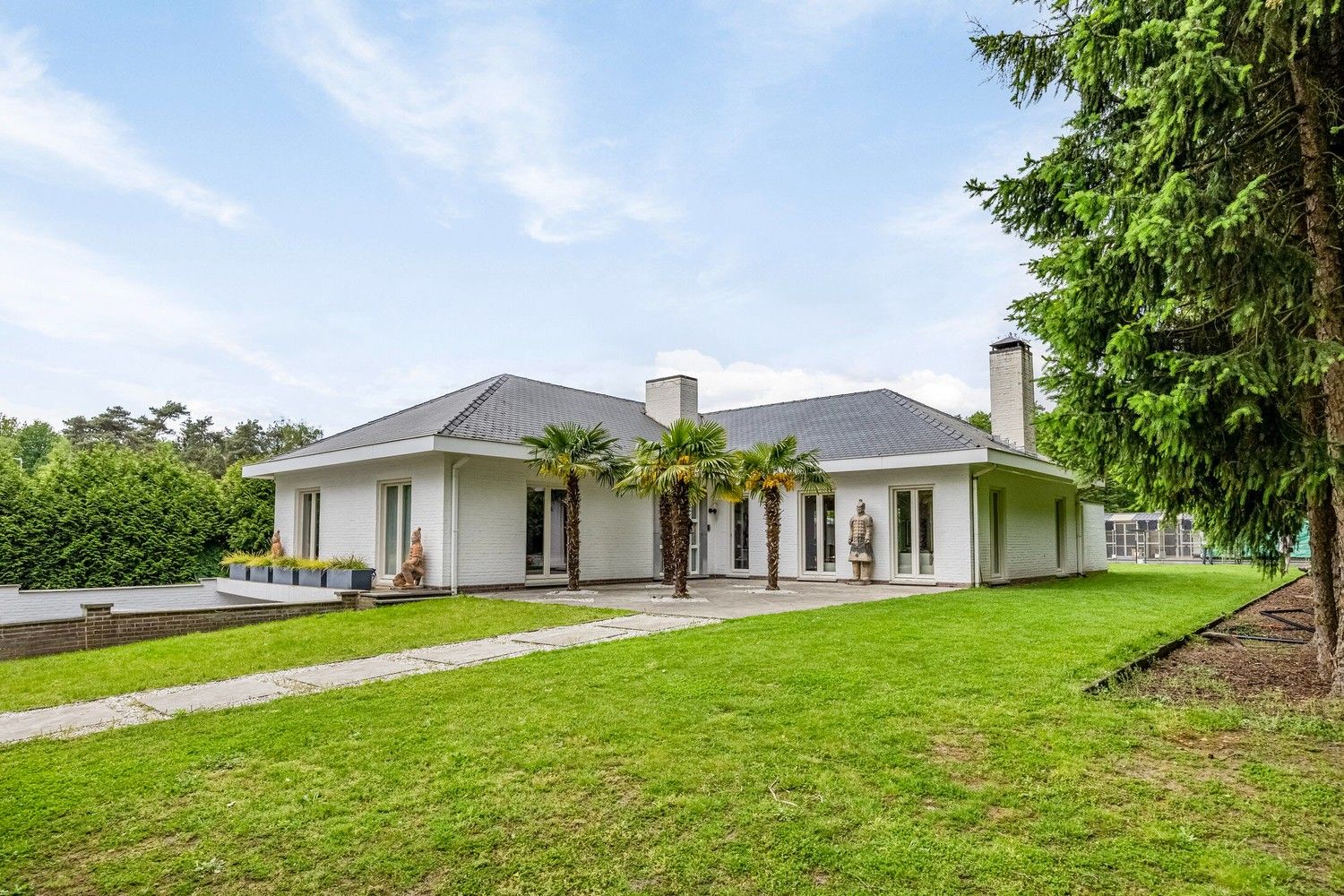 Uitzonderlijke villa met drie slaapkamers in een aangename, bosrijke omgeving te Dilsen-Stokkem! foto 15