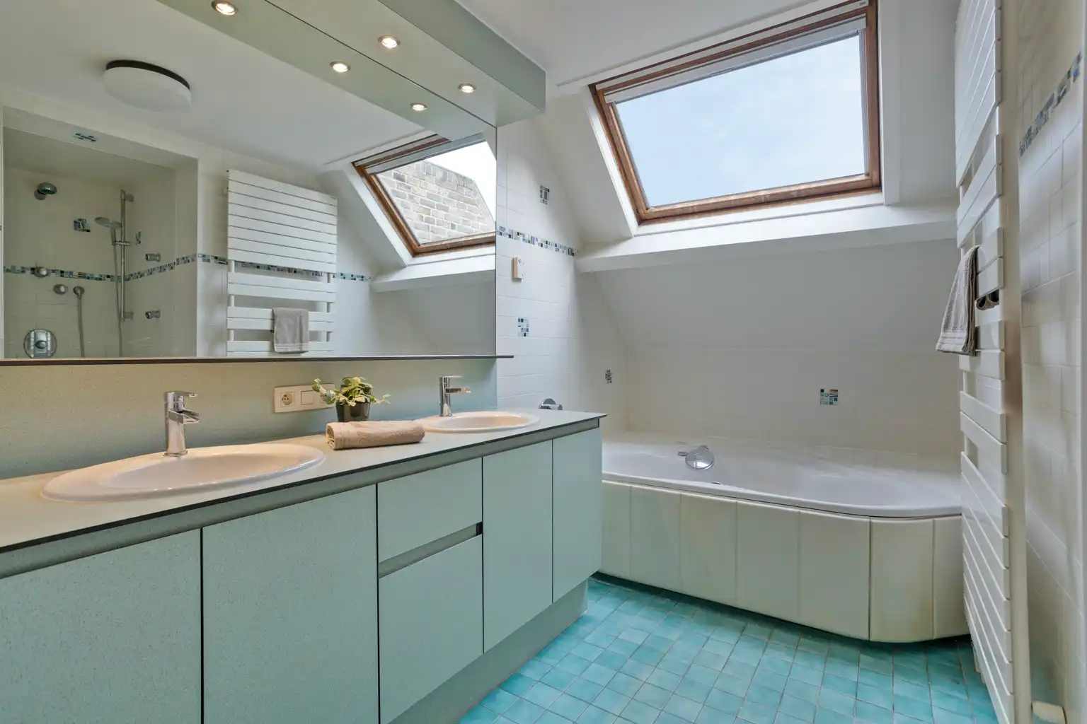 MULTIFUNCIONELE woning met mogelijkheden voor een praktijk foto 14