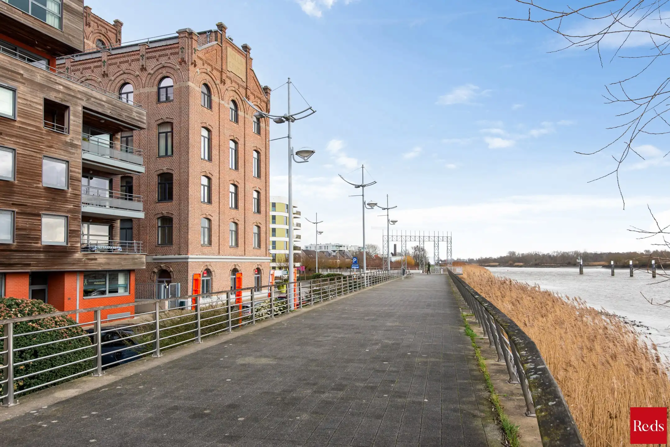 Ruime loft met schitterend zicht op de Rupel foto 21