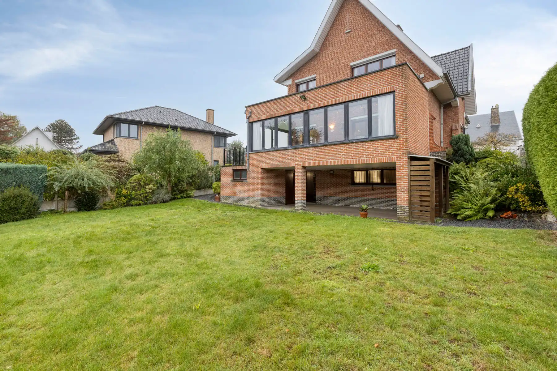Karaktervolle villa op toplocatie in Dilbeek foto 30