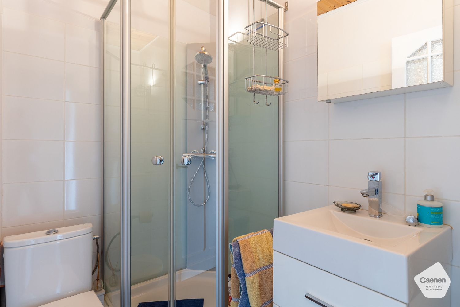 Rustig doch centraal gelegen appartement met garage foto 5