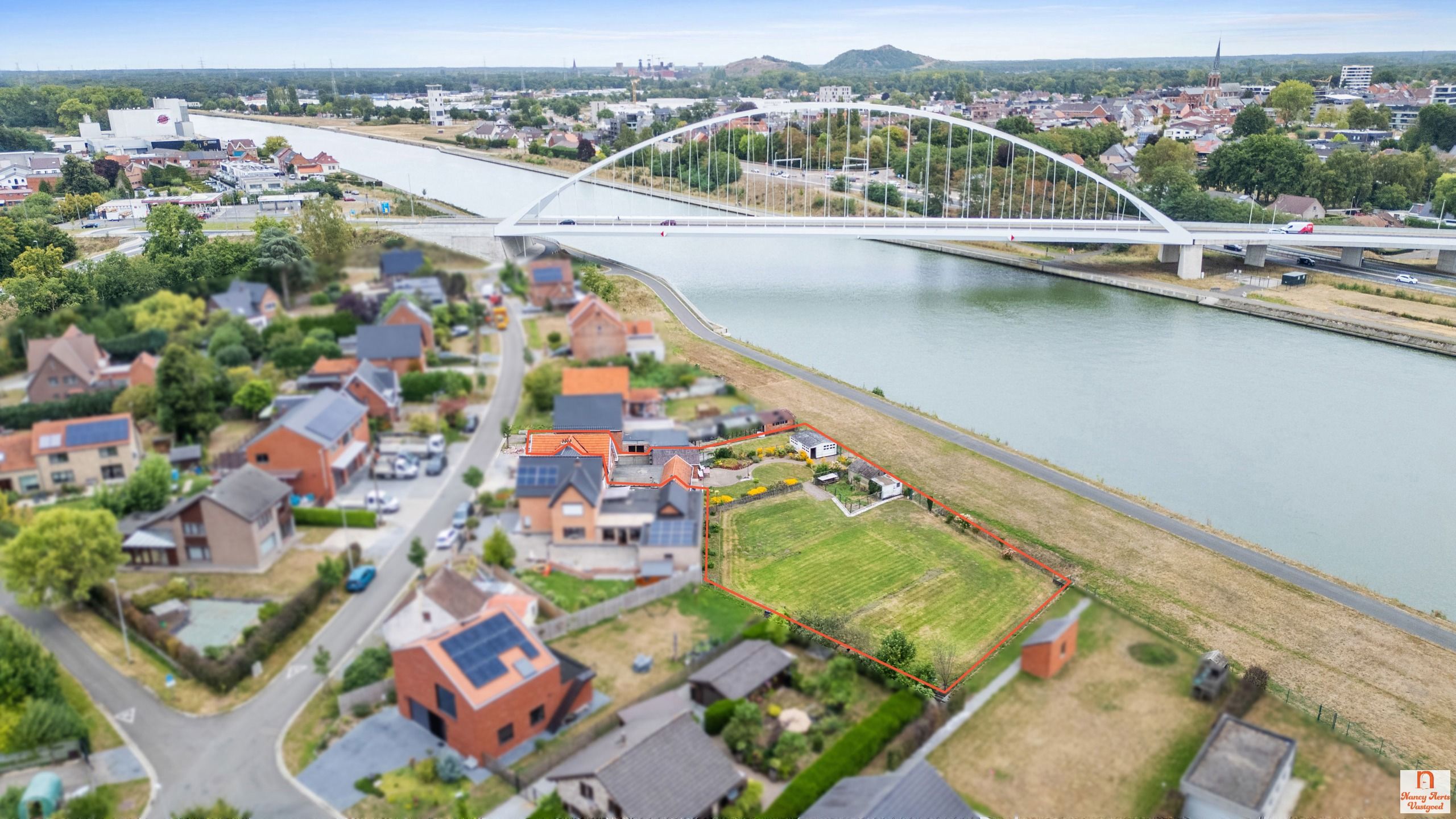 Half-openbebouwing met zicht op het kanaal  foto 38