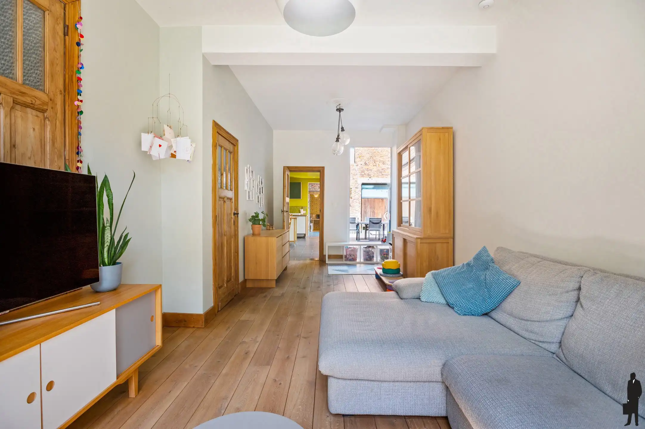 Instapklare charmante woning met ingericht bijgebouw foto 8