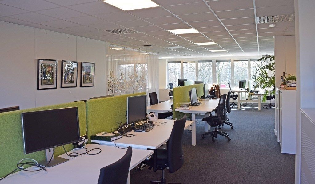 Kantoorruimte te huur in Quinten Building te Berchem foto 2