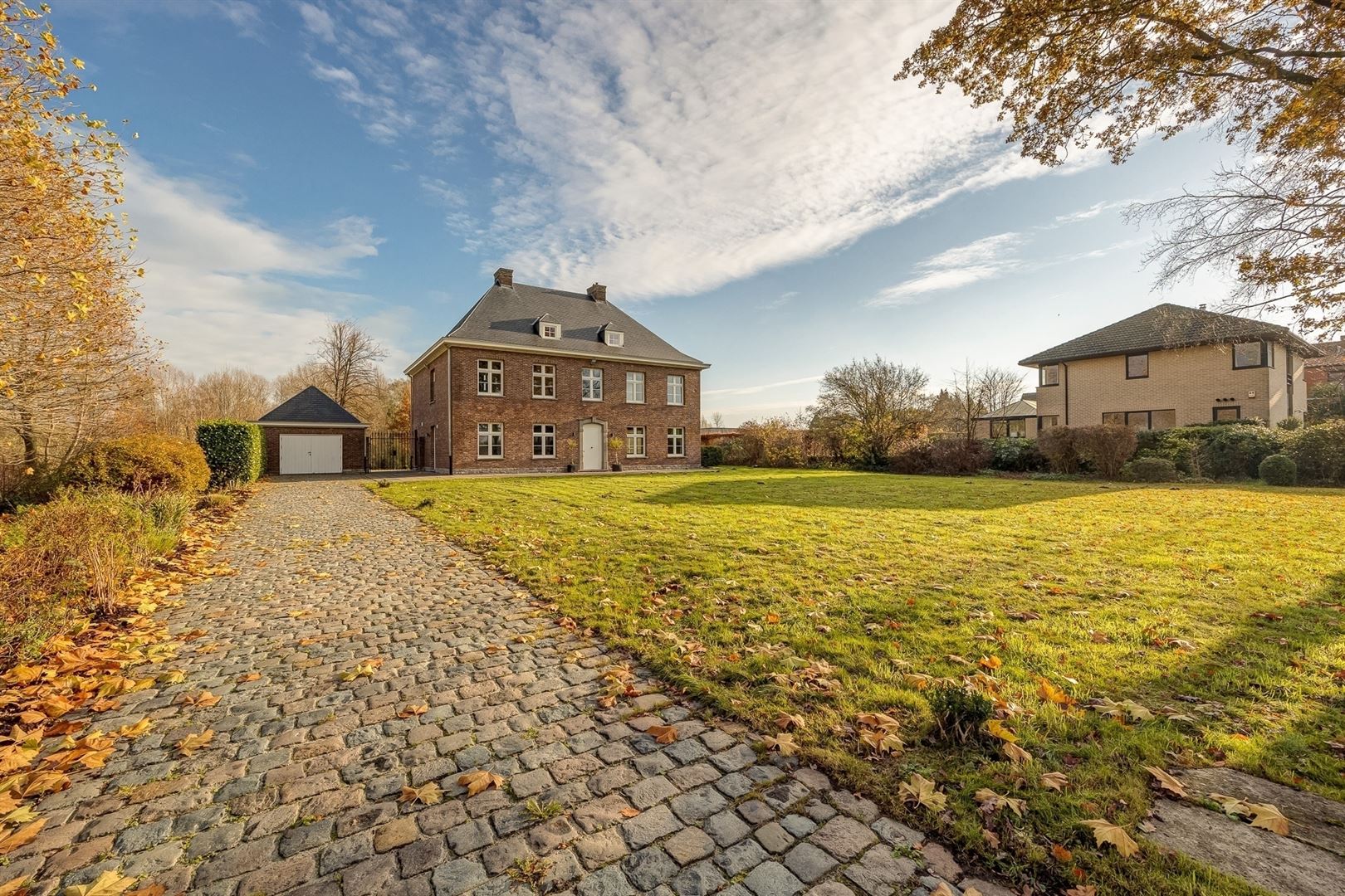 ()=>{if(producerUpdateValueVersion(node),producerAccessed(node),node.value===ERRORED)throw node.error;return node.value} Zemstseweg 45 - 2811 HOMBEEK