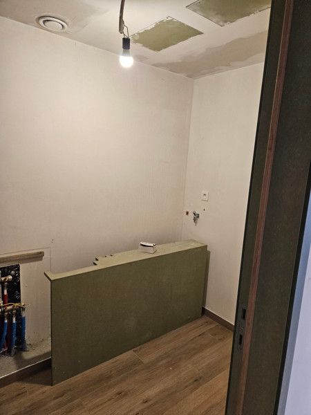 Nieuwbouw, gelijkvloers appartement met 2 slaapkamers en garage foto 12