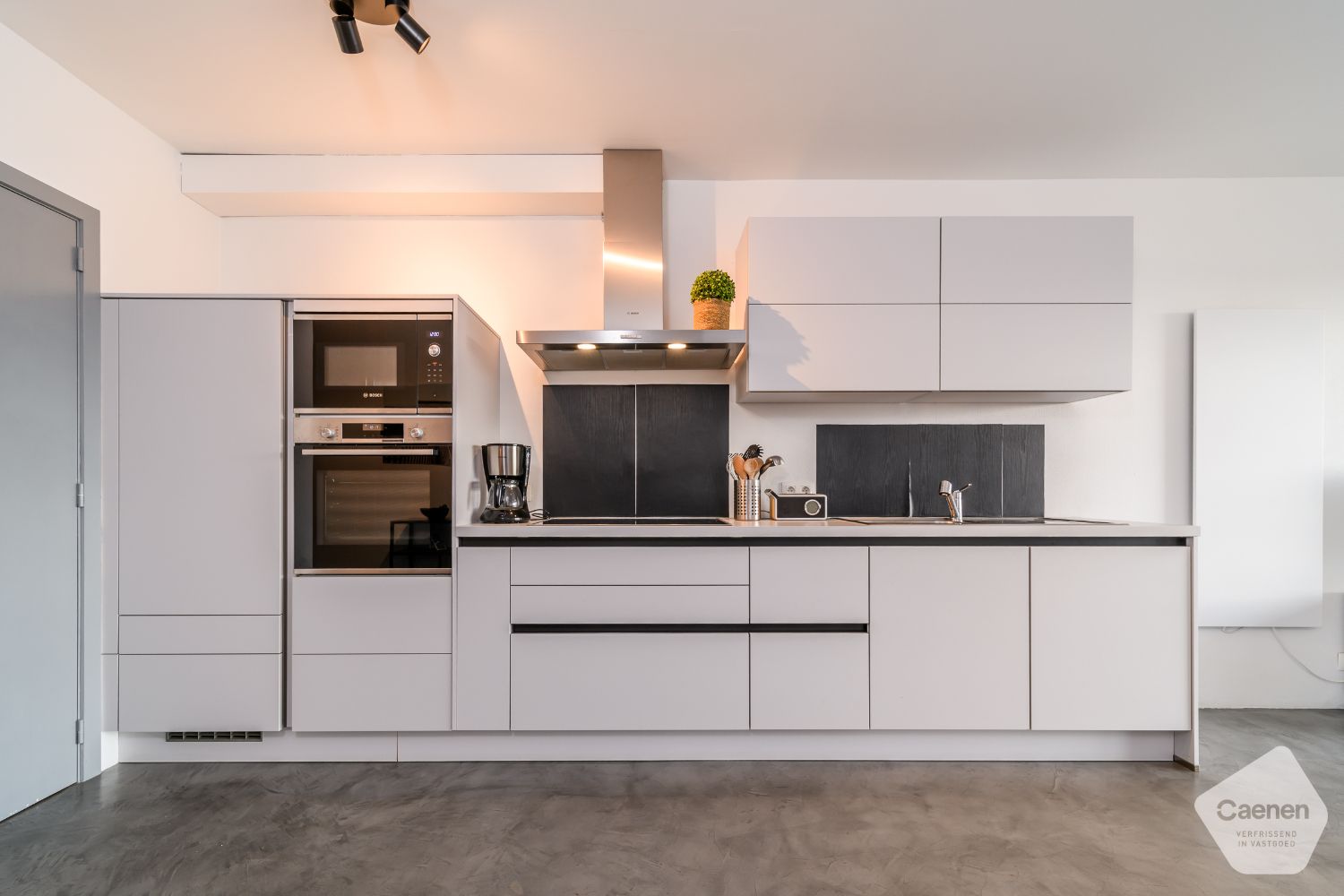 Prachtig gerenoveerd 1-slaapkamerappartement op de 3de verdieping – Topligging aan zee en centrum foto 8