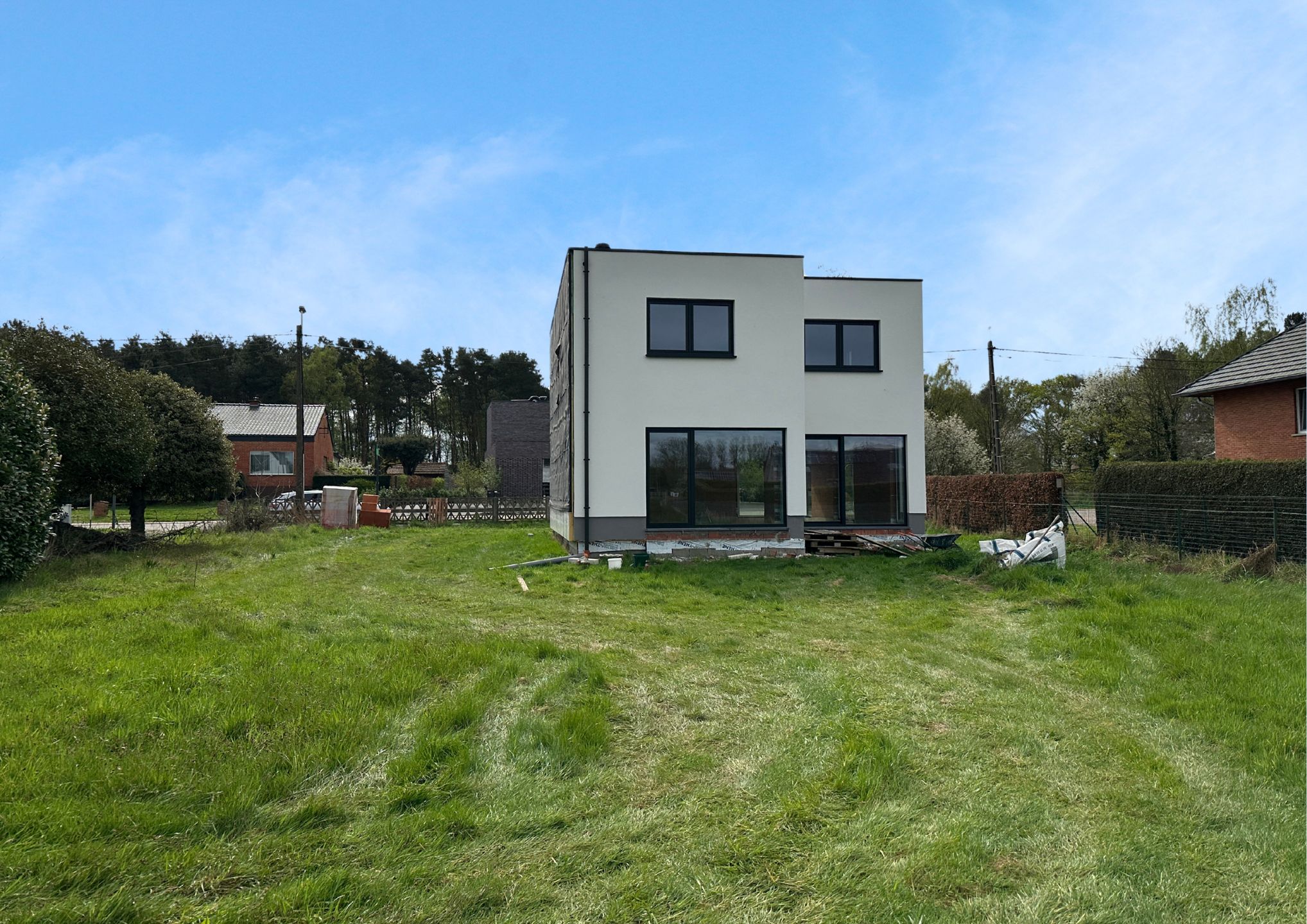 Volledig afgewerkte nieuwbouwwoning met 3 slpk en tuin foto 19