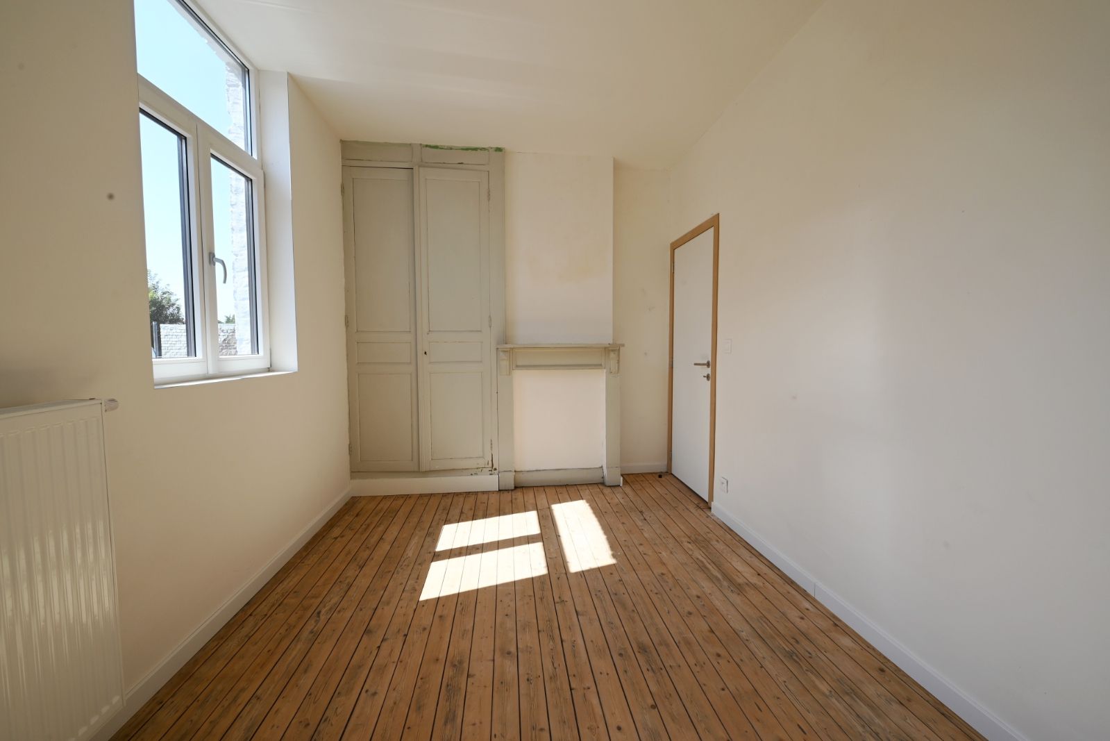 Gerenoveerde woning met 3 slaapkamers foto 11