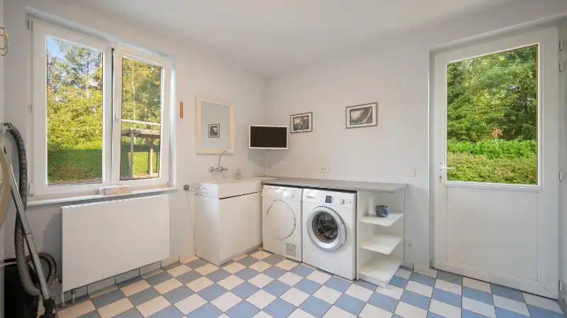 Exclusief gelegen stijlvolle villa op 24 are palende aan natuurgebied foto 26