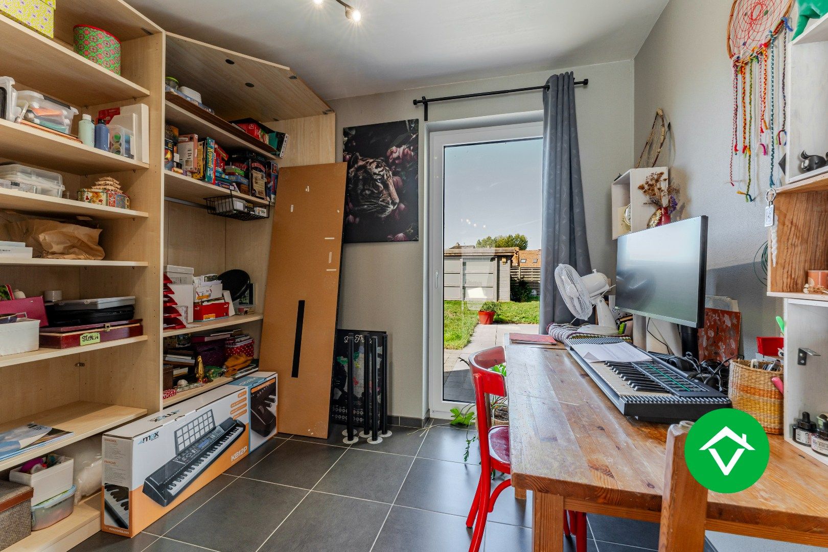 Hedendaagse gezinswoning met 5 slaapkamers en carport in Koekelare (De Mokker) foto 9