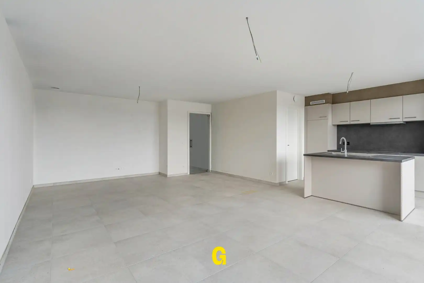 Knap nieuwbouwappartement op de hoogste verdieping in residentie Bella Vista, met twee terrassen en prachtige zichten, inclusief 2 standplaatsen, vlak bij het c foto 28