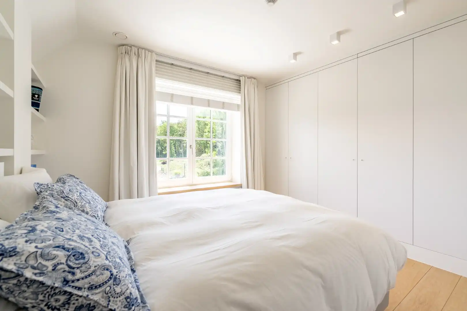 Elegante instapklare villa met zuidgerichte tuin foto 34