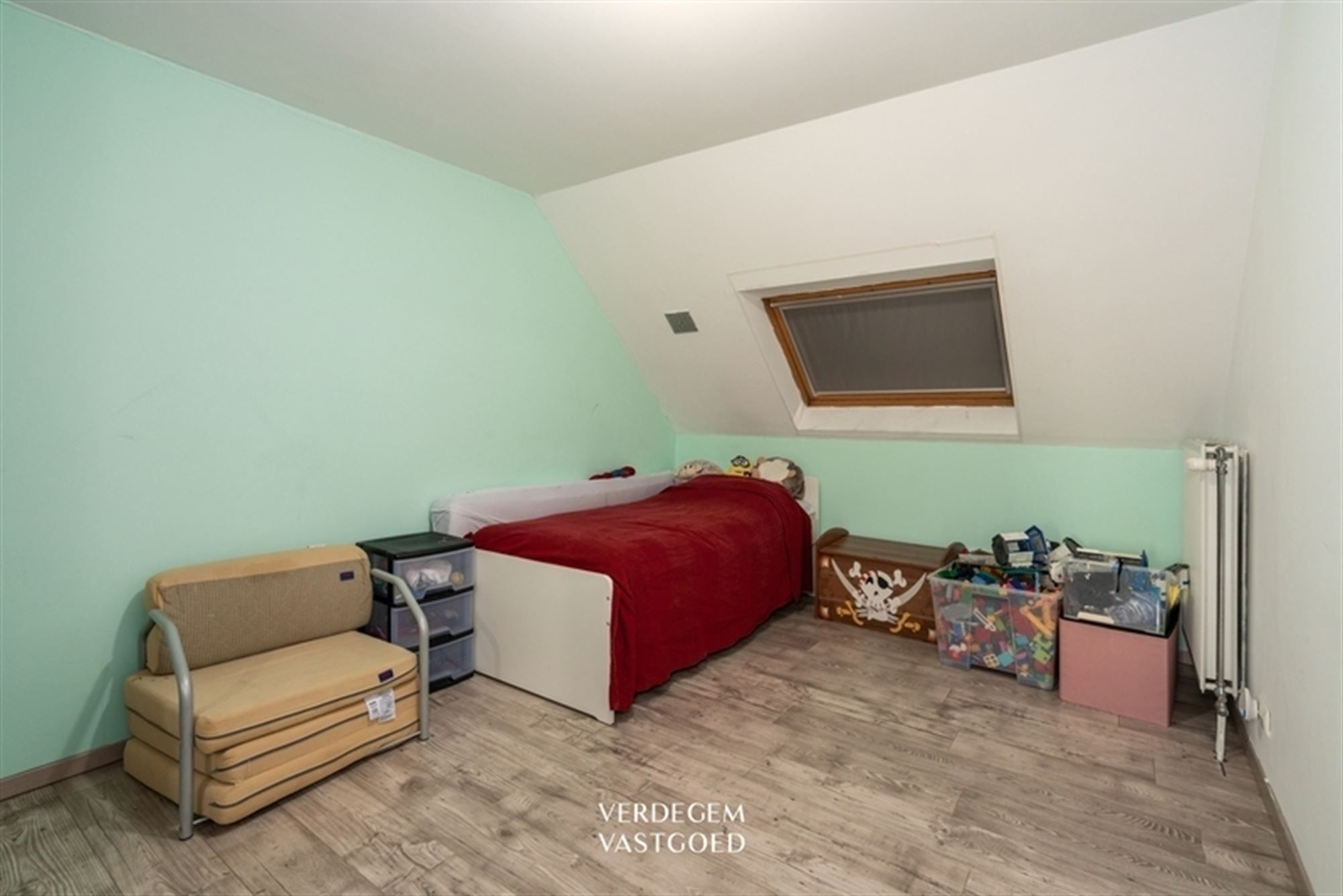Instapklare woning met tuin, 3 slaapkamers en garage foto 8