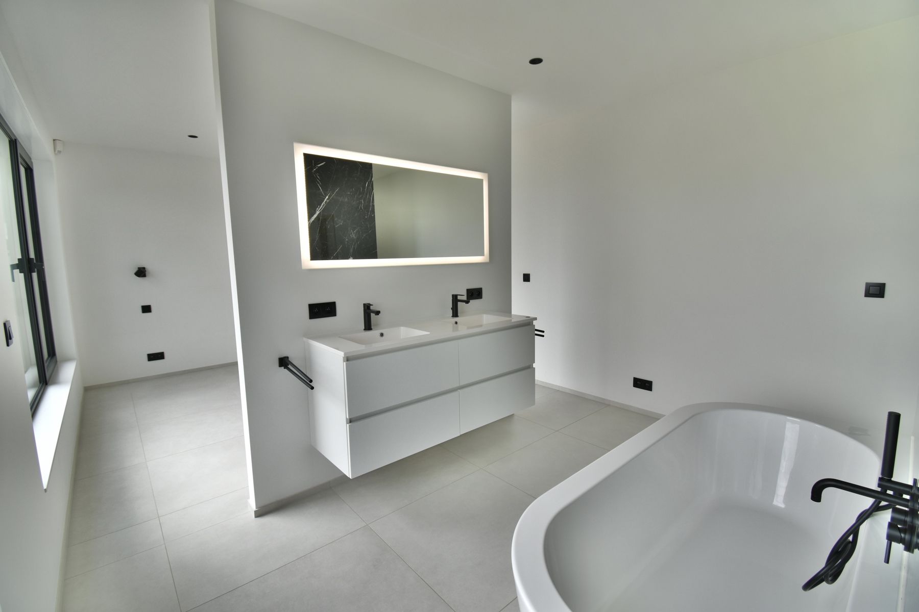 Exclusieve villa met zwembad foto 12