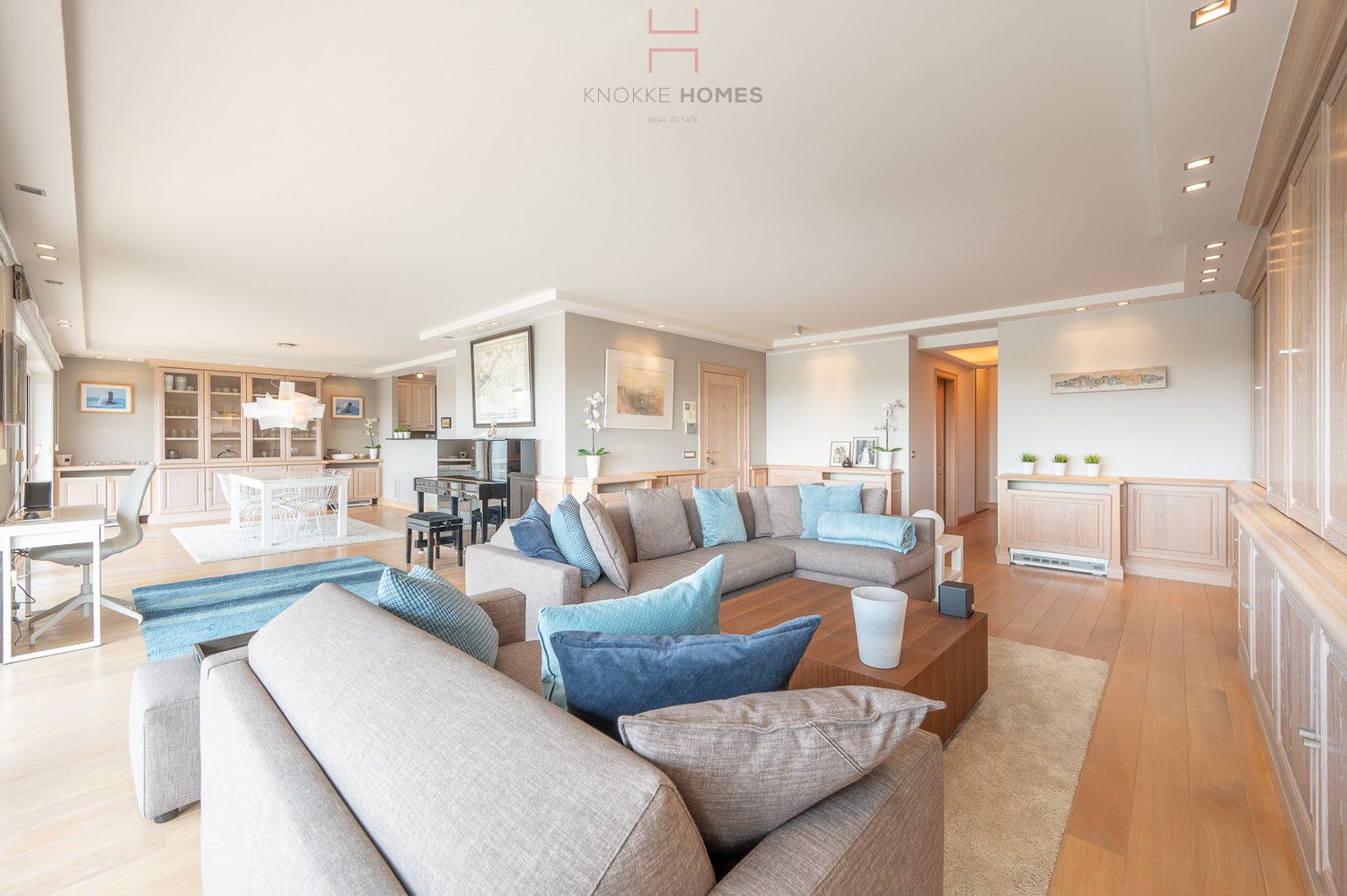 Riant appartement met open zicht over het meer van Duinbergen foto 2