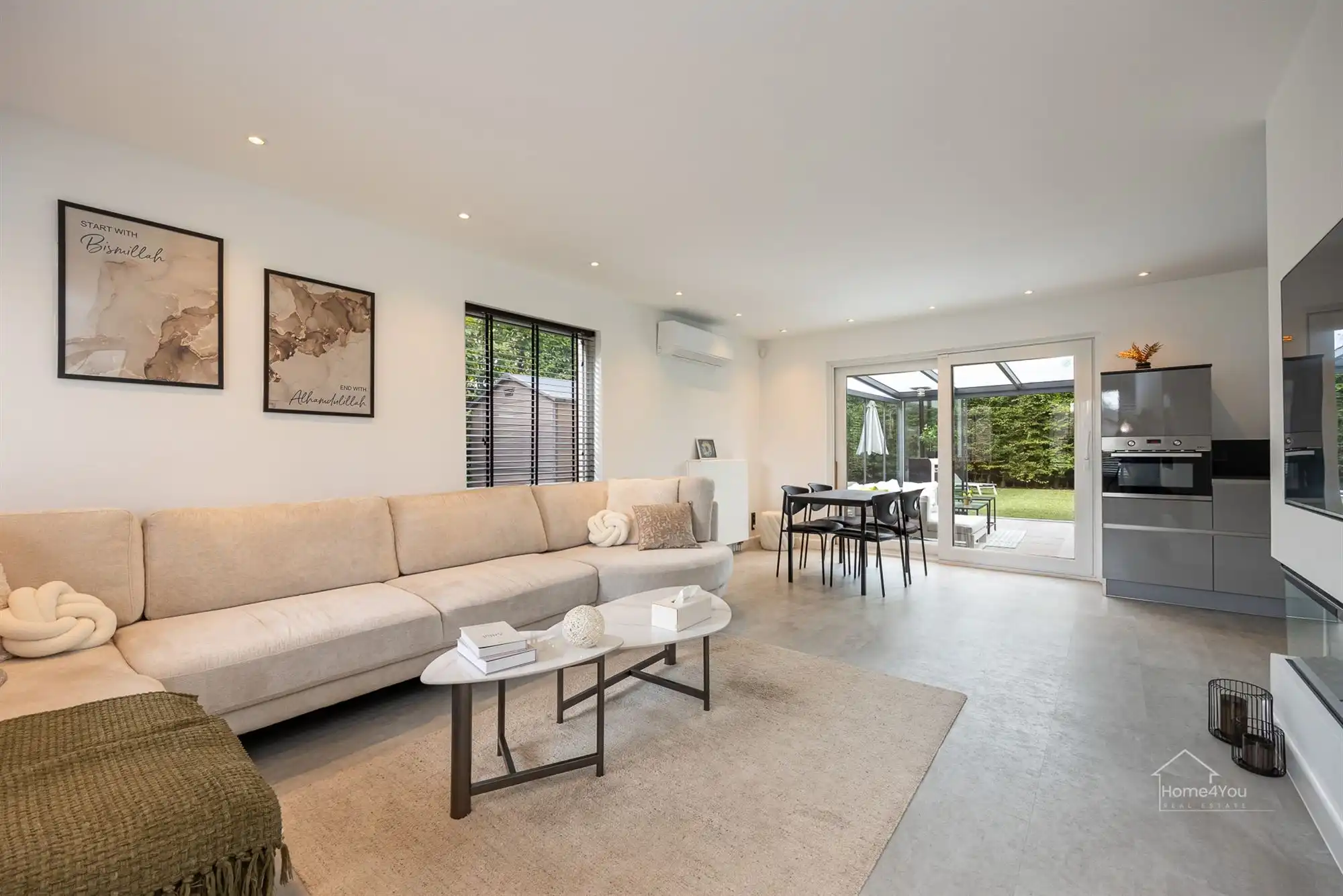 Moderne villa met 3 slaapkamers en zwembad te Waasmunster! foto 3