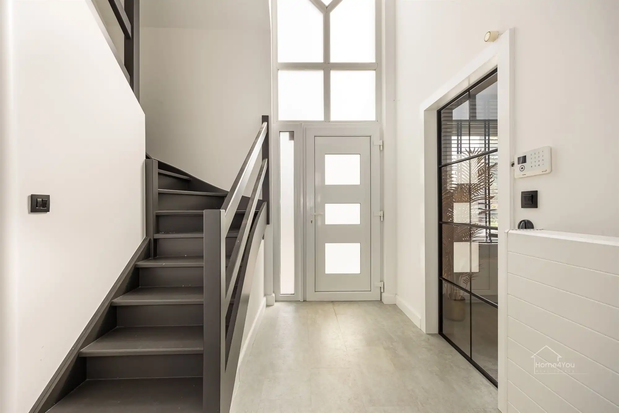 Moderne villa met 3 slaapkamers en zwembad te Waasmunster! foto 3