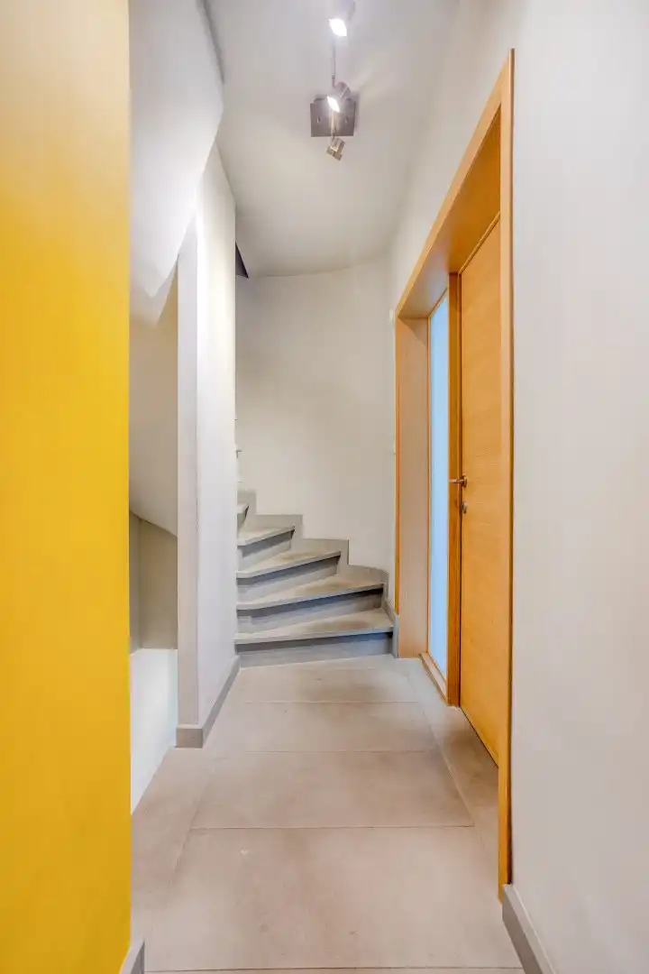 Ruime bel-etage woning met tuin, garage en 3 slaapkamers in Dilbeek  foto 9