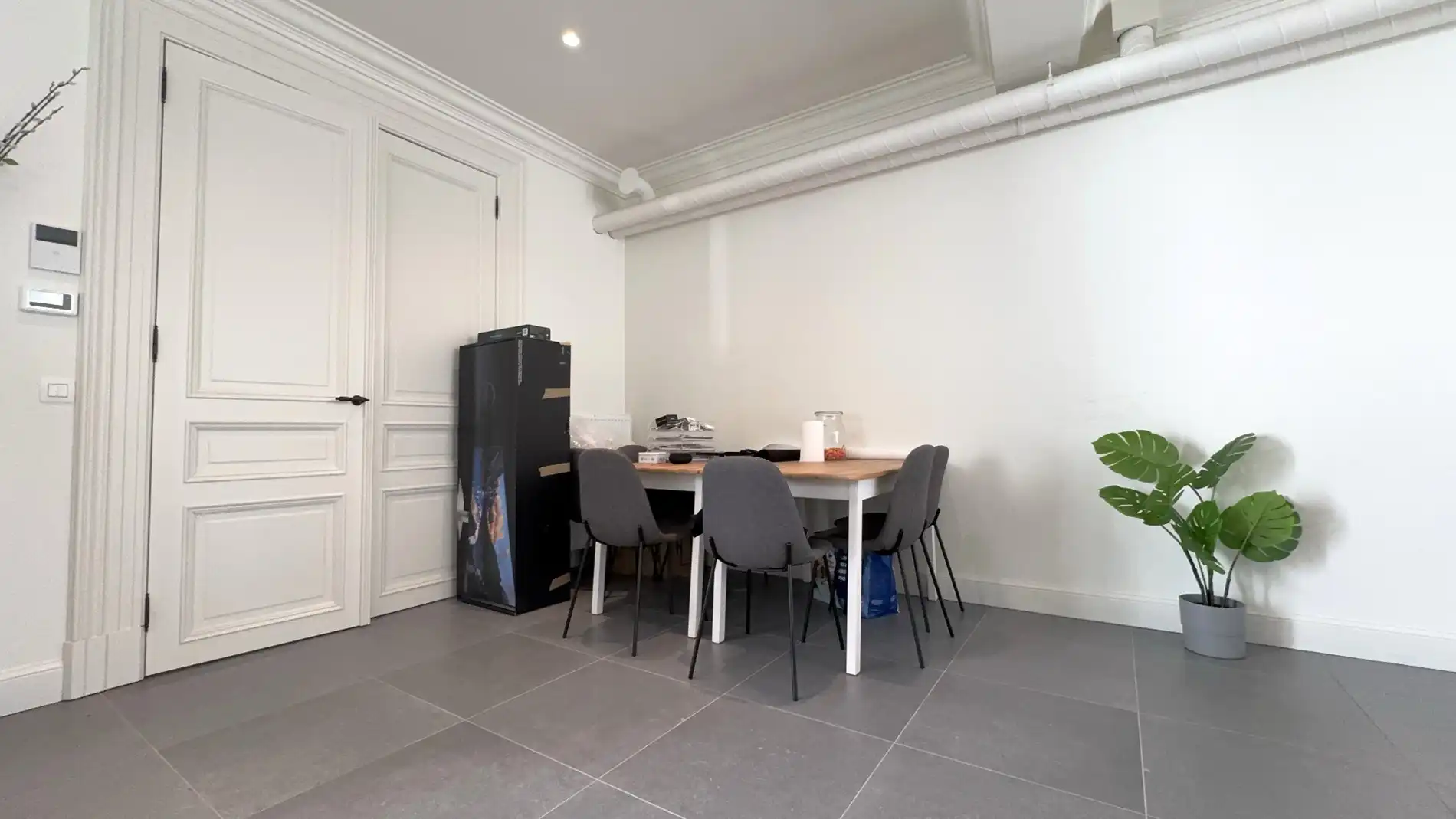 Stijlvol kantoor te huur met zicht op de Leie in Gent foto 13