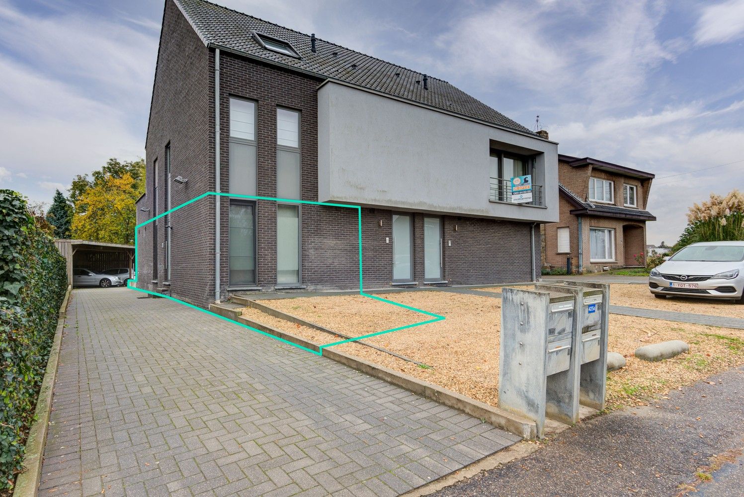 GELIJKVLOERS APPARTEMENT MET 2 SLAAPKAMERS, 2 AUTOSTAANPLAATSEN EN ZONNEPANELEN TE GROTE-SPOUWEN foto 2