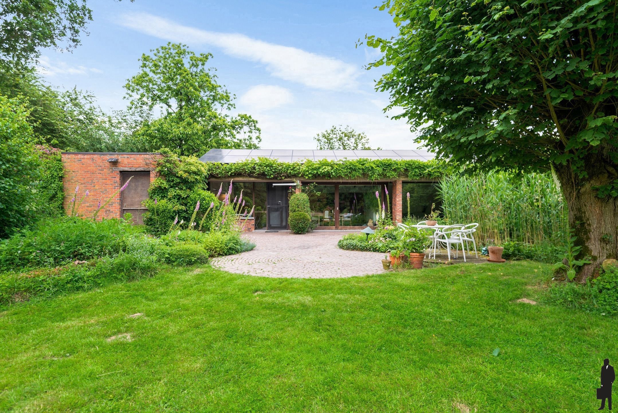 Uiterst charmante architectenwoning op toplocatie (Boshoek) foto 3