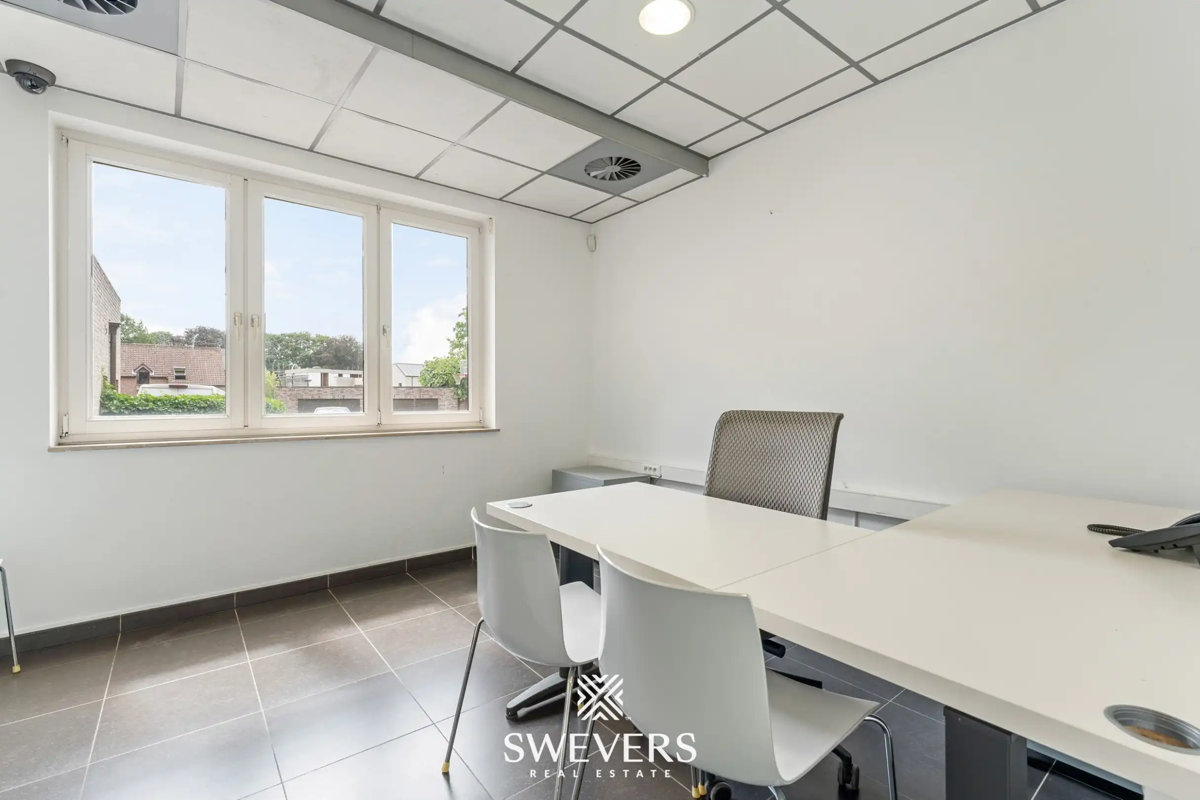 Instapklaar handelspand (161 m²) in Beringen-Centrum foto 12