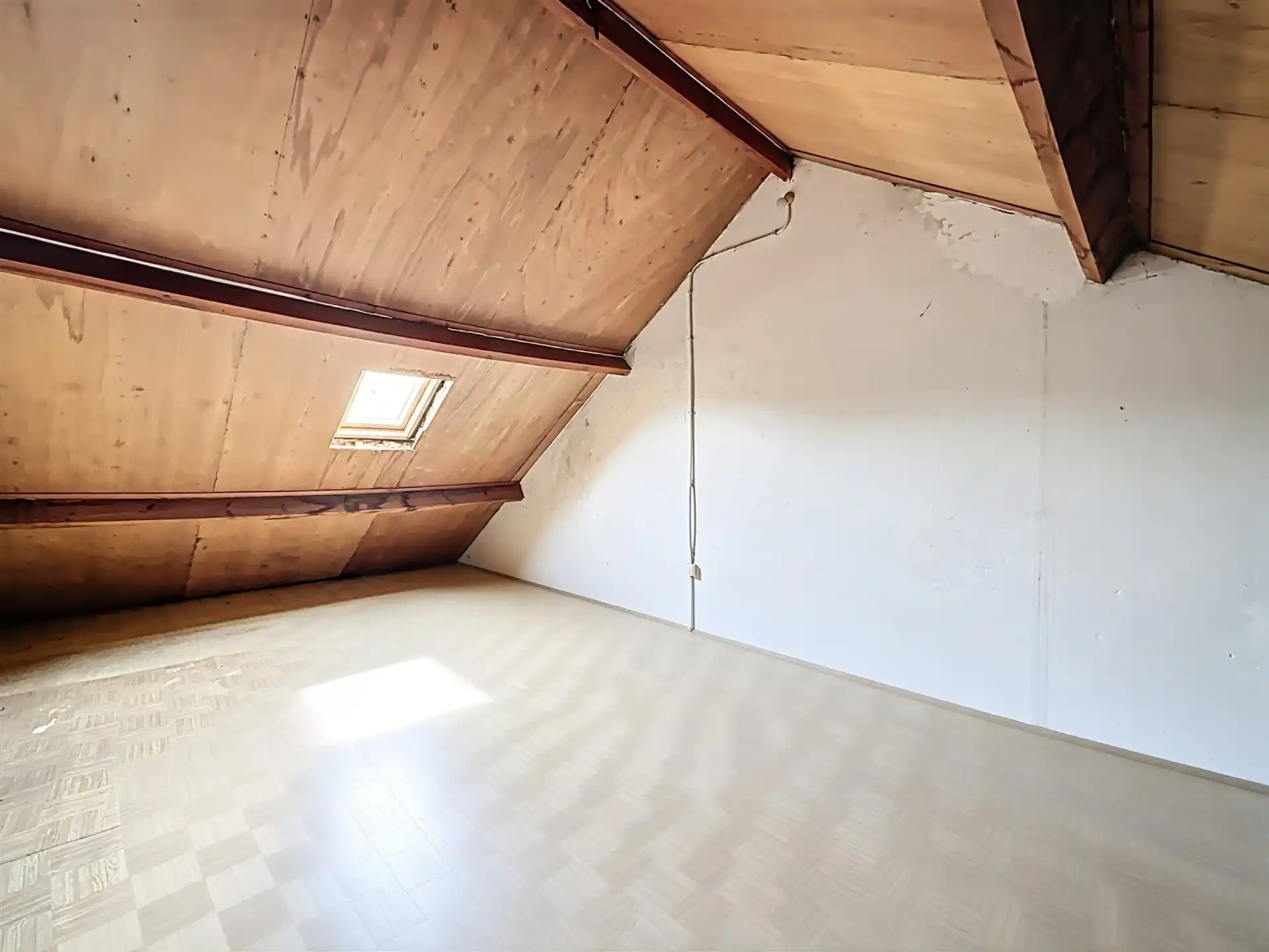 Woning met 4 slaapkamers in Sint-Niklaas. foto 12