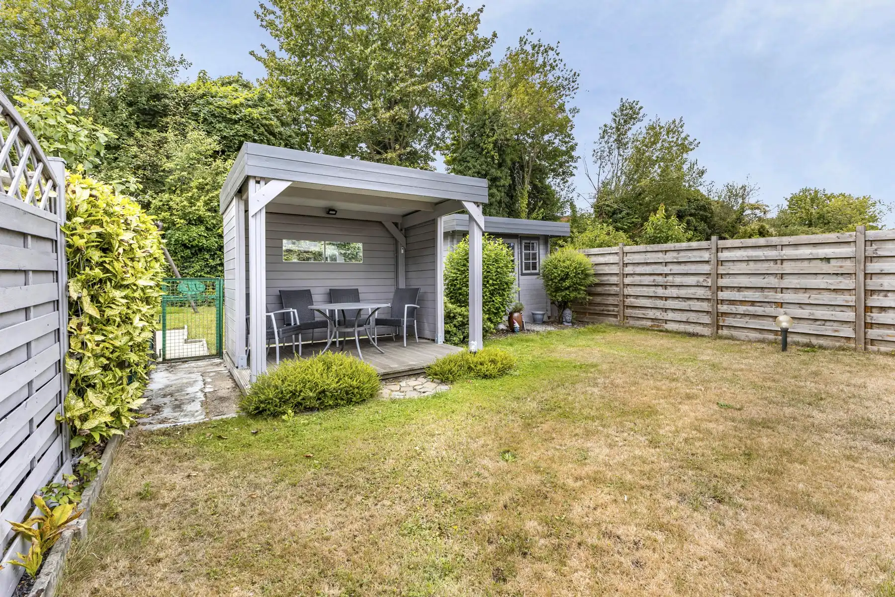 Woning met 3 slaapkamers, tuin en garage foto 11