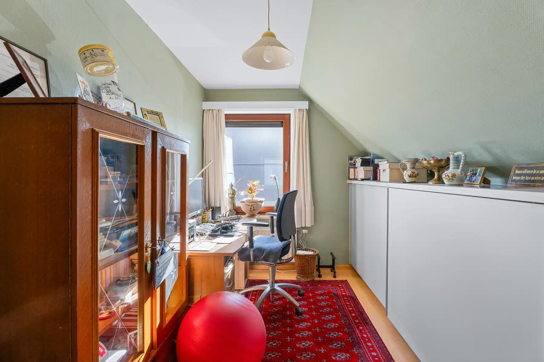 Instapklare gezinswoning in gegeerde, residentiële, woonwijk foto 13