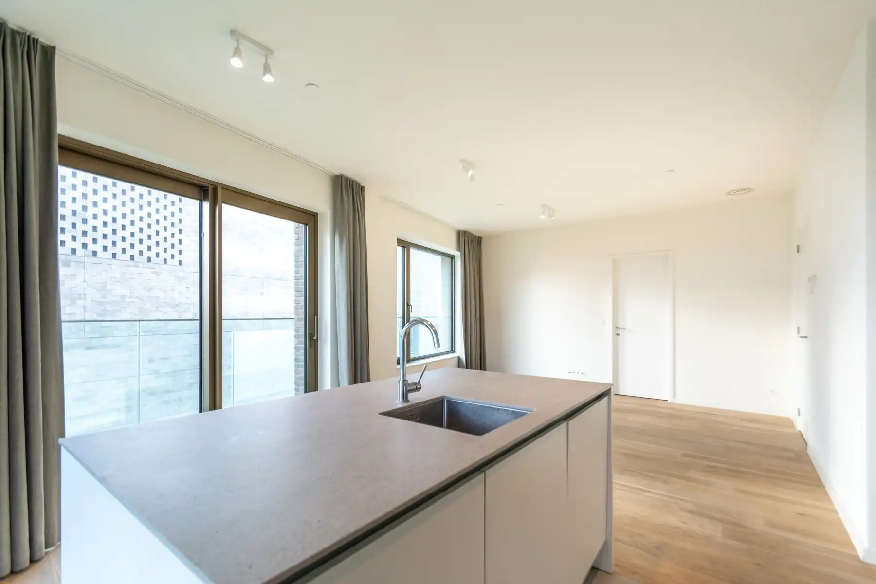 Prachtig 2 slpk appt. met zicht op de Schelde foto 4