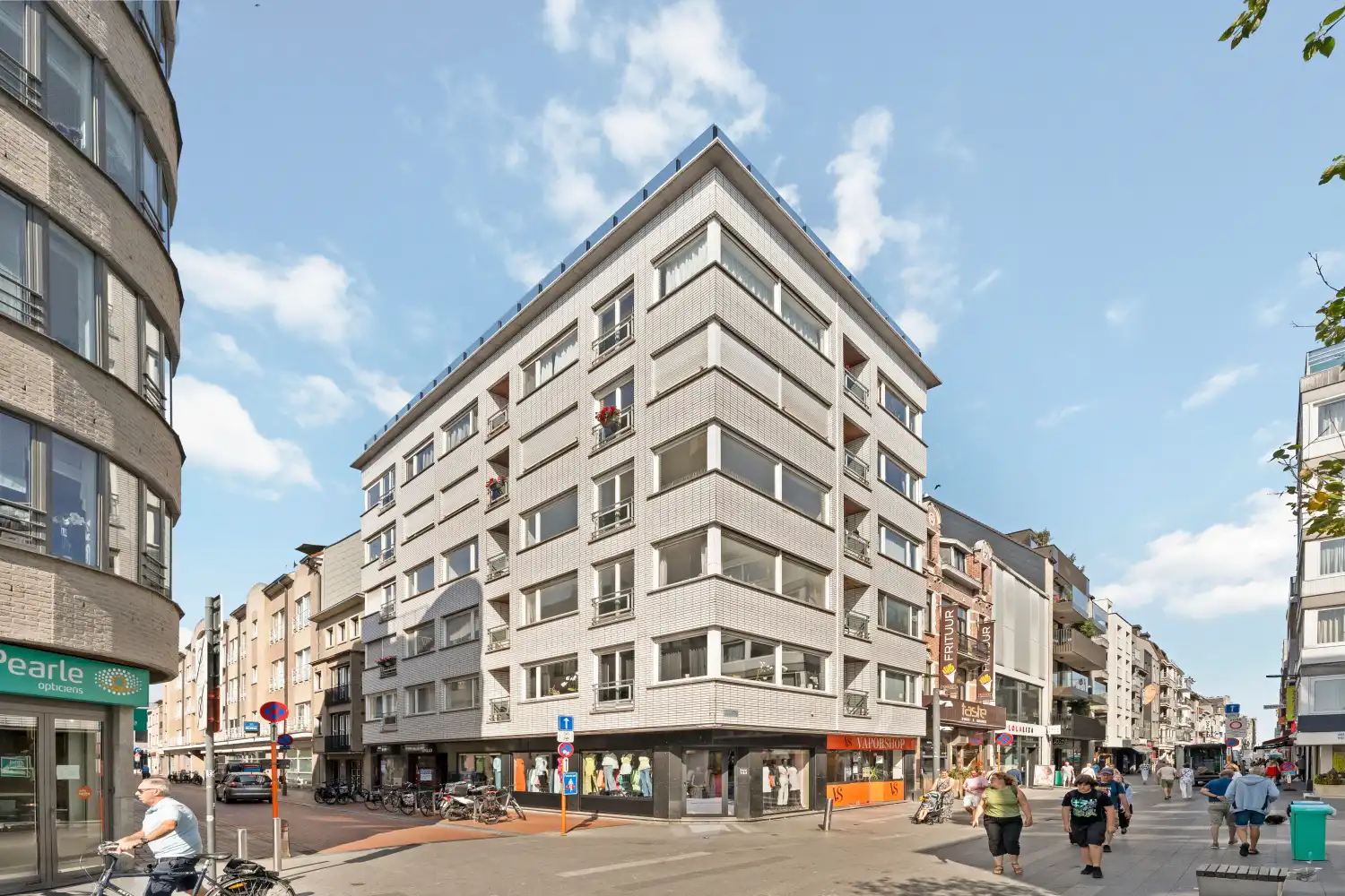 Centraal gelegen één slaapkamerappartement foto 24