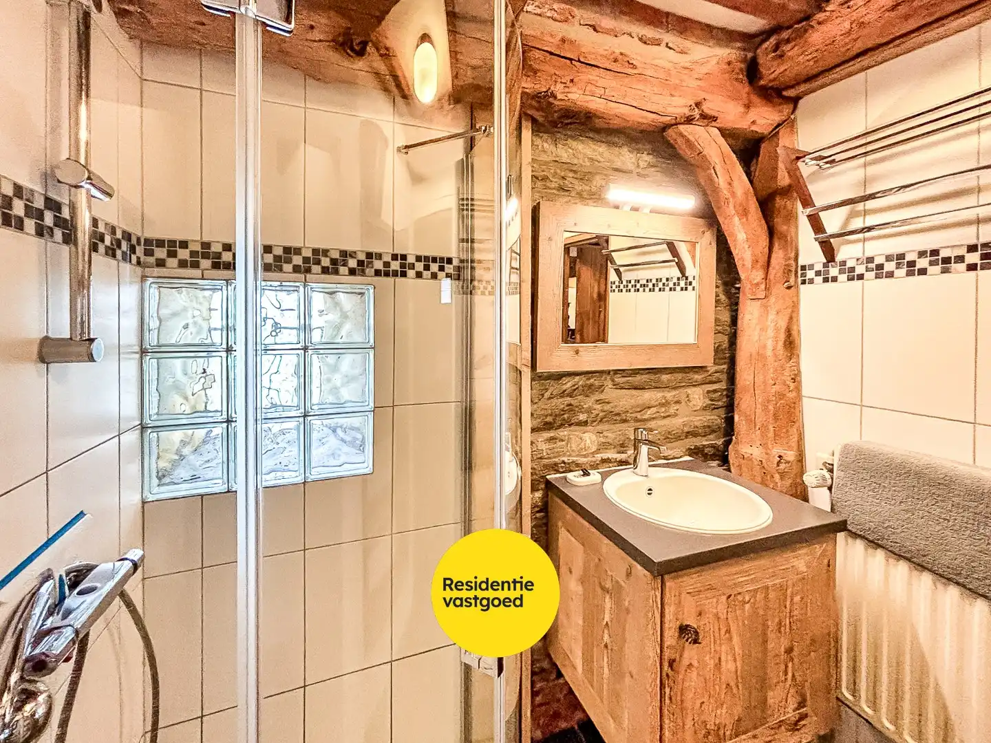 Drie gerenoveerde vakantiewoningen in de Ardennen! foto 17