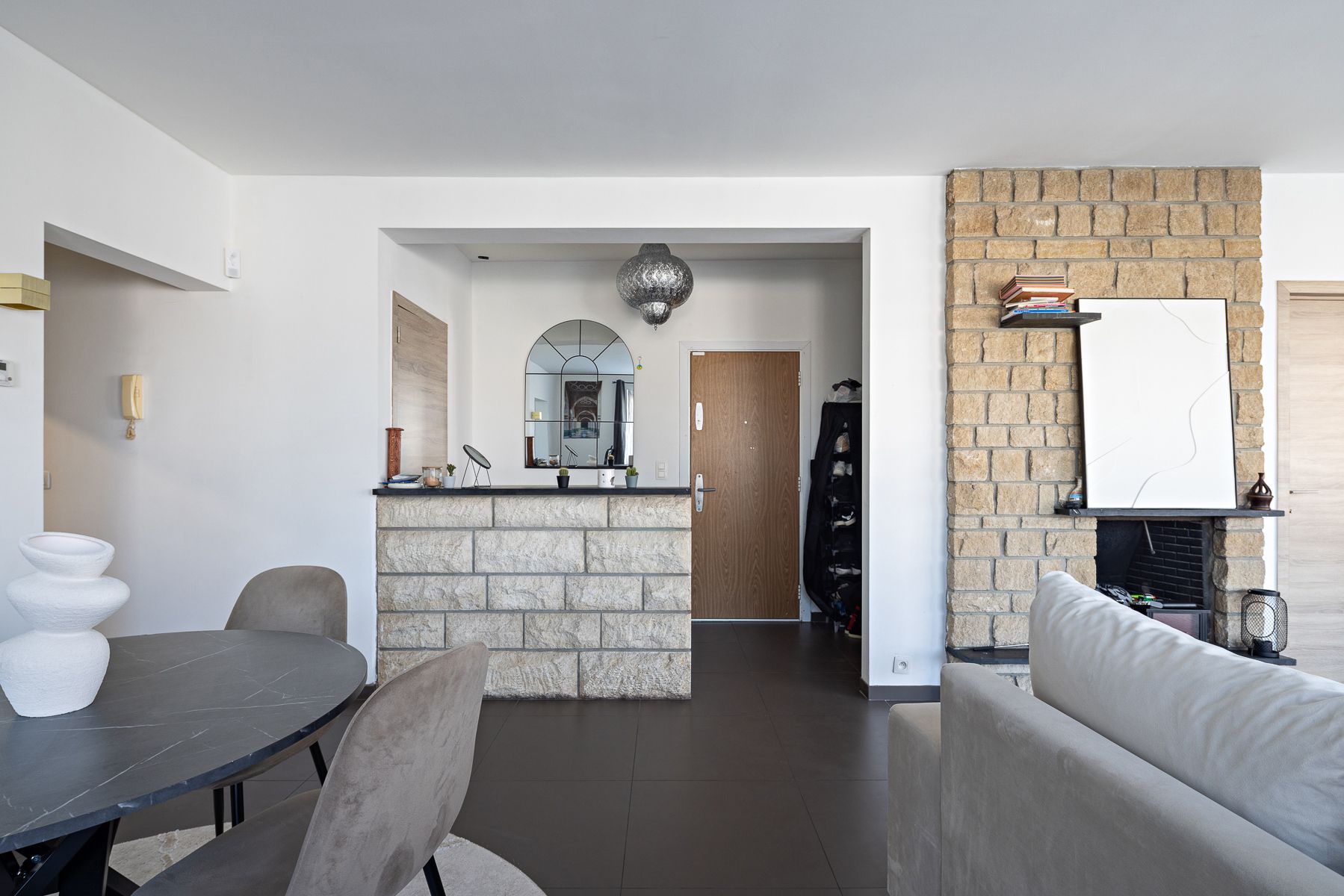Instapklaar appartement met 2 slaapkamers foto 5