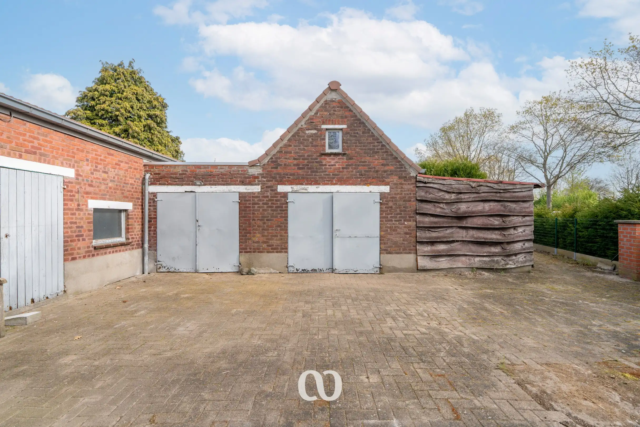 Te renoveren woning met uitstekende verbinding nabij Gent foto 17