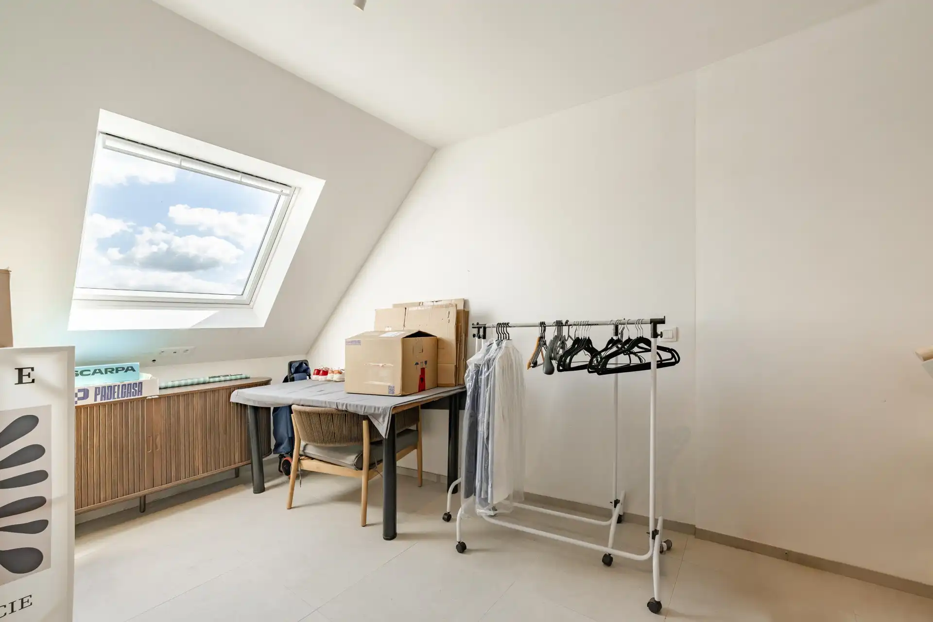 Prachitg Instapklaar appartement met 3 slaapkamers, polyvalente ruimte en terras in Sint-Eloois-Vijve 🏡 foto 27