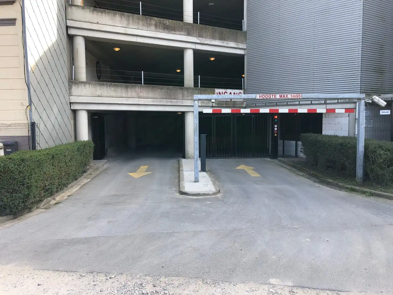 PARKINGCOMPLEX GREEN C foto 2