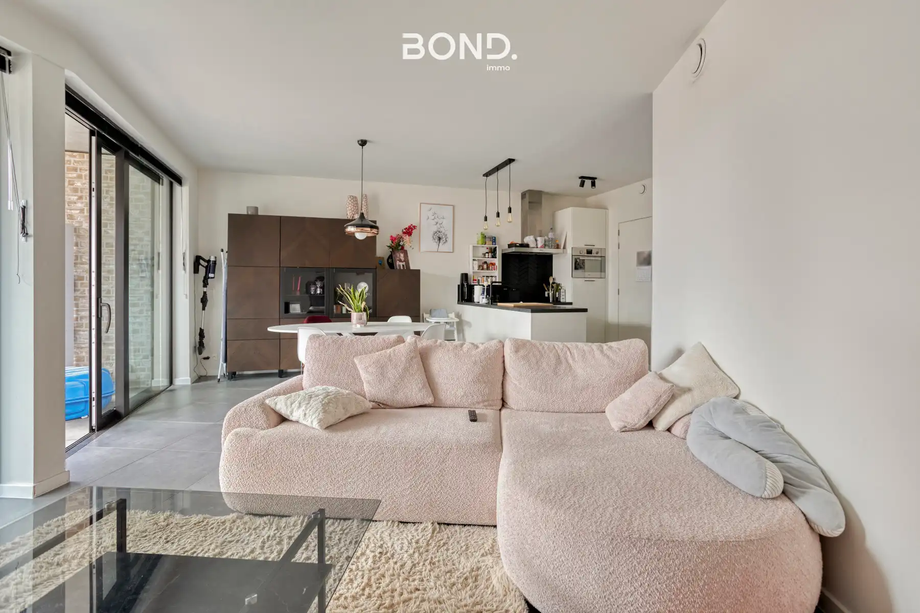 Instapklaar 2-slaapkamer appartement foto 10