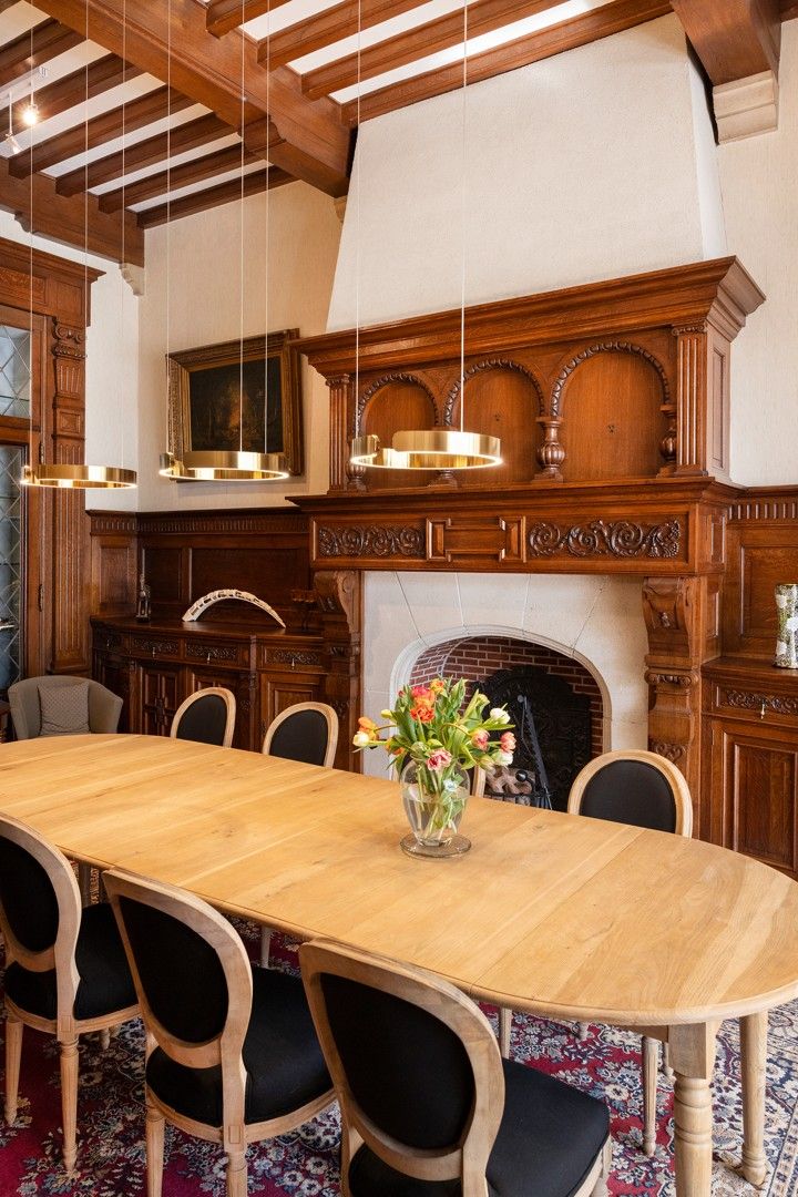 Stijlvolle, instapklare herenwoning met tuin en garage. foto 4