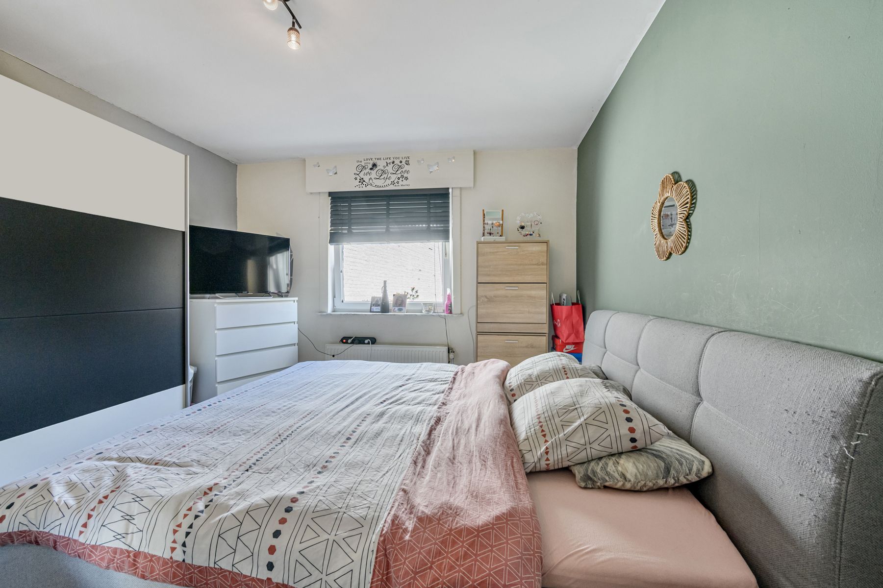 Instapklare luxewoning met 4 slkms en tuin. foto 15