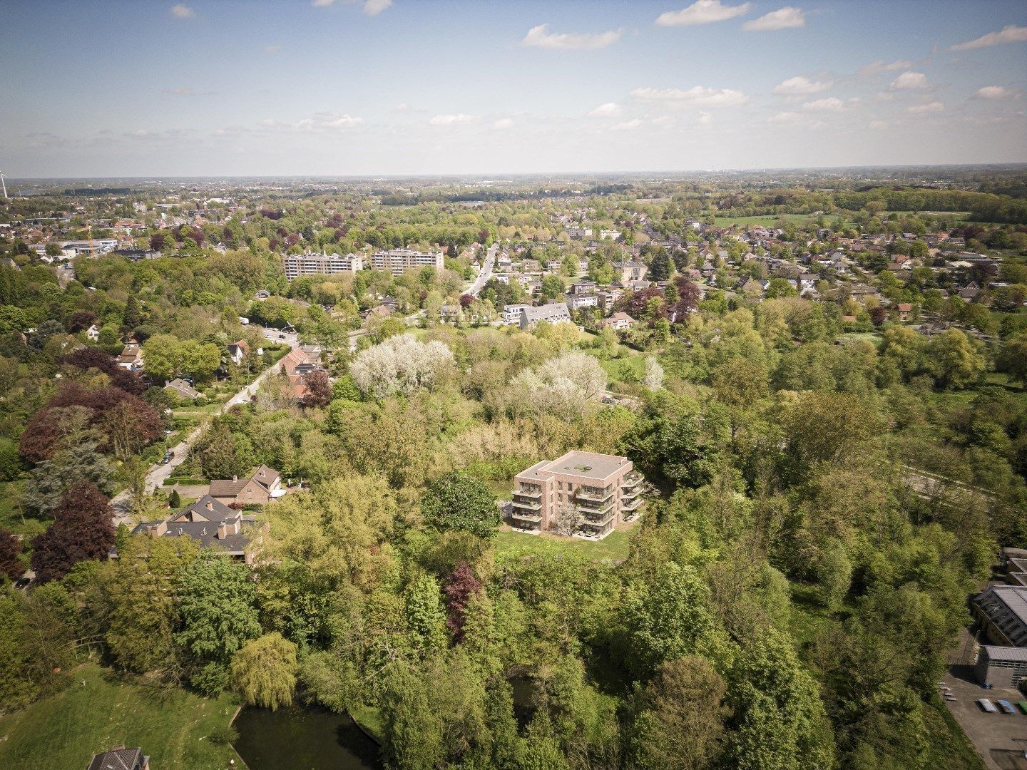 Laatste gelijkvloers appartement met twee slaapkamers in parktuin  foto 3