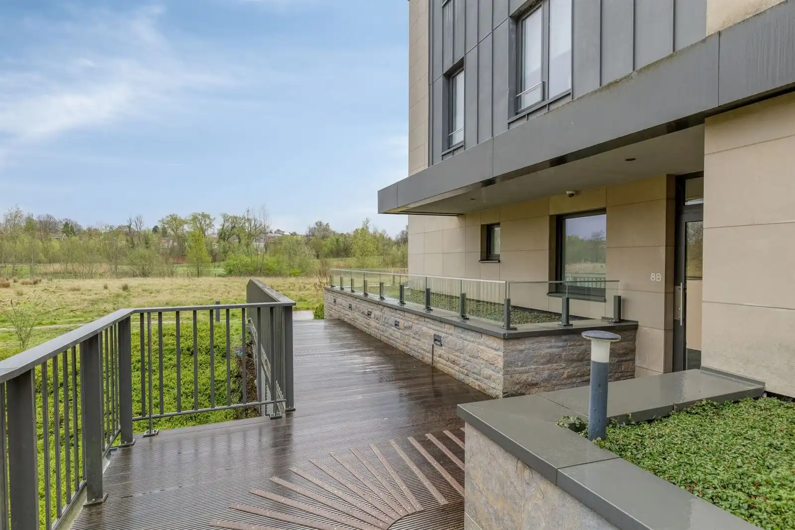 Prachtige penthouse met 3 slaapkamers en dubbel terras foto 3