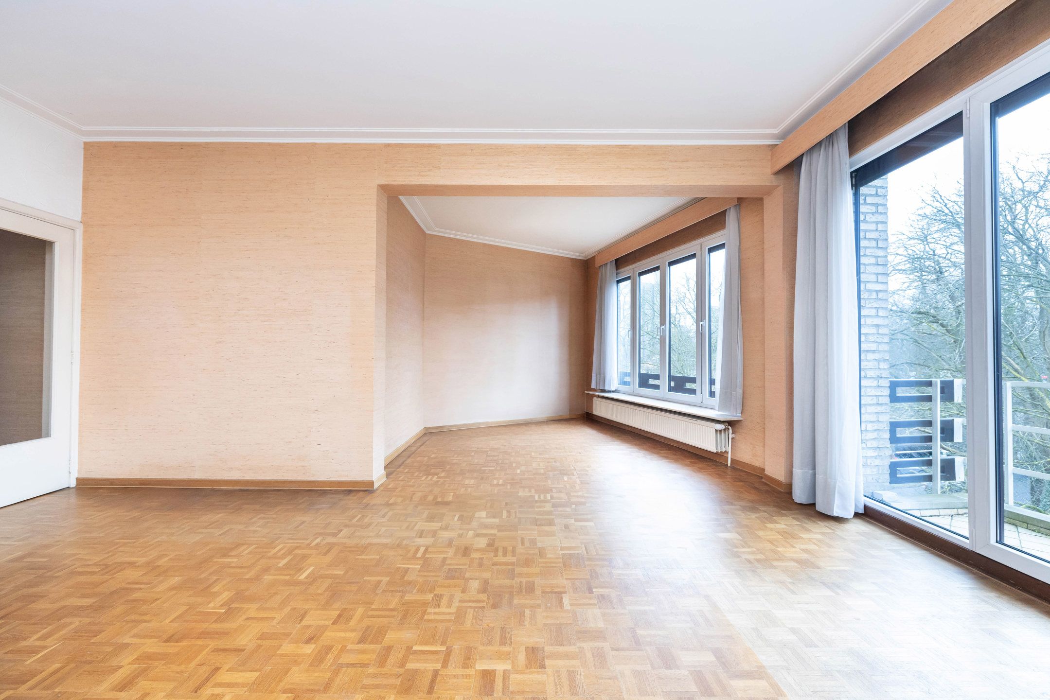 2 slaapkamerappartement + verplichte garage foto {{pictureIndex}}