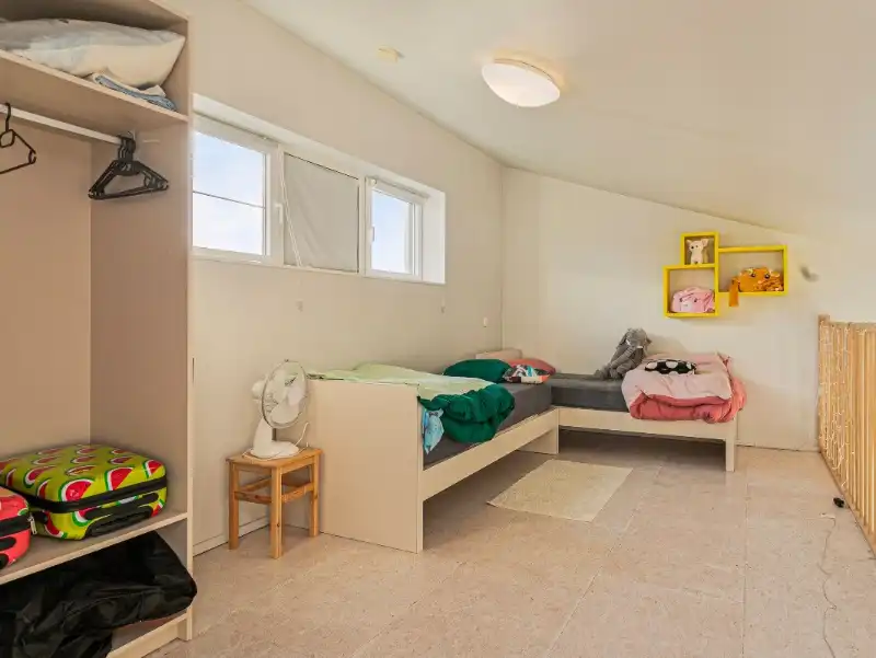 Ruime studentenflat nabij Vives! foto 8