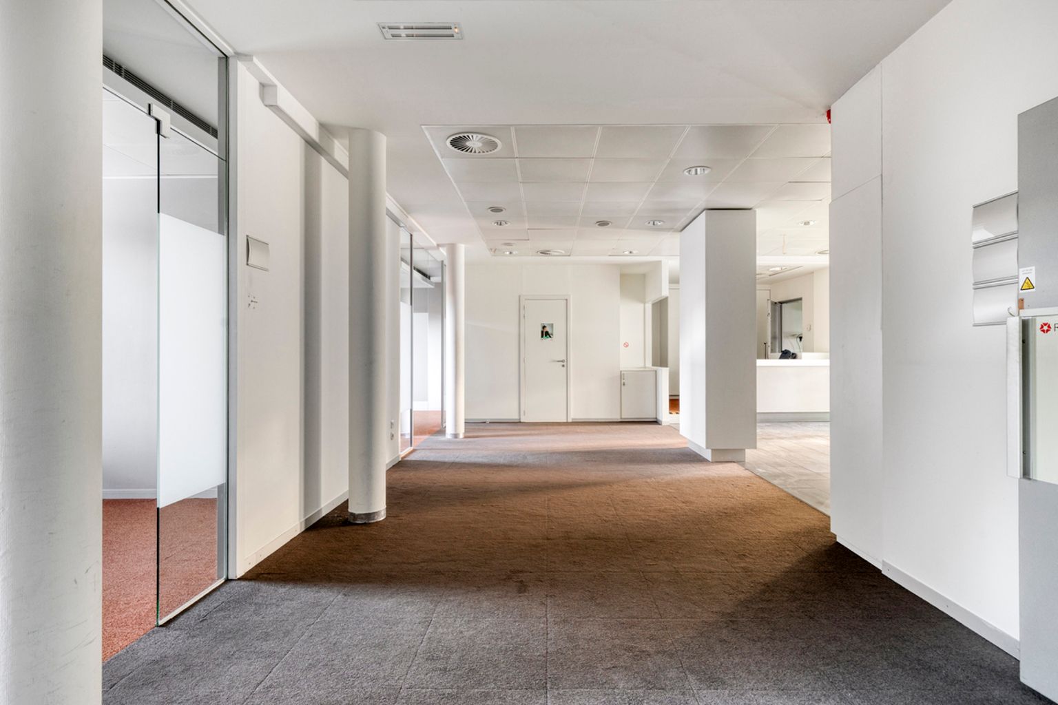 Uitstekend onderhouden gebouw voor gemengd gebruik foto 11