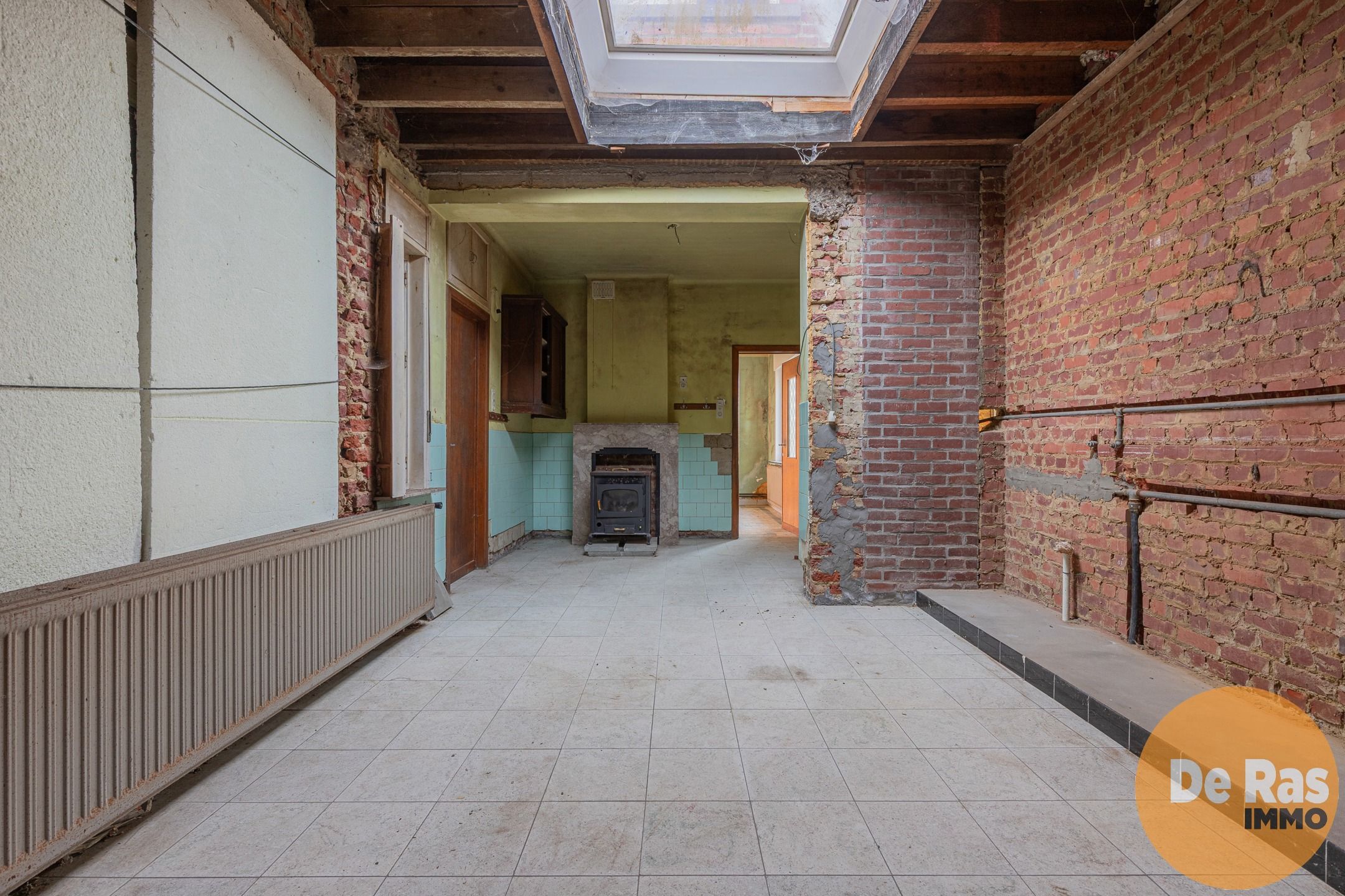 AAIGEM - Te renoveren woning met groot perceel  foto 12