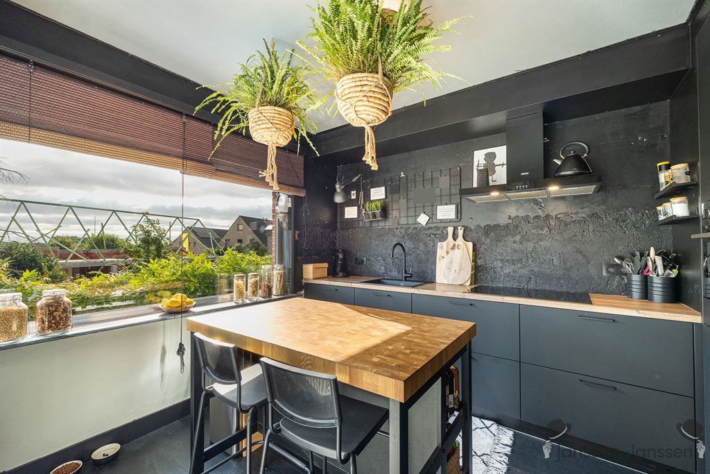 Instapklare woning met gezellige tuin foto 6