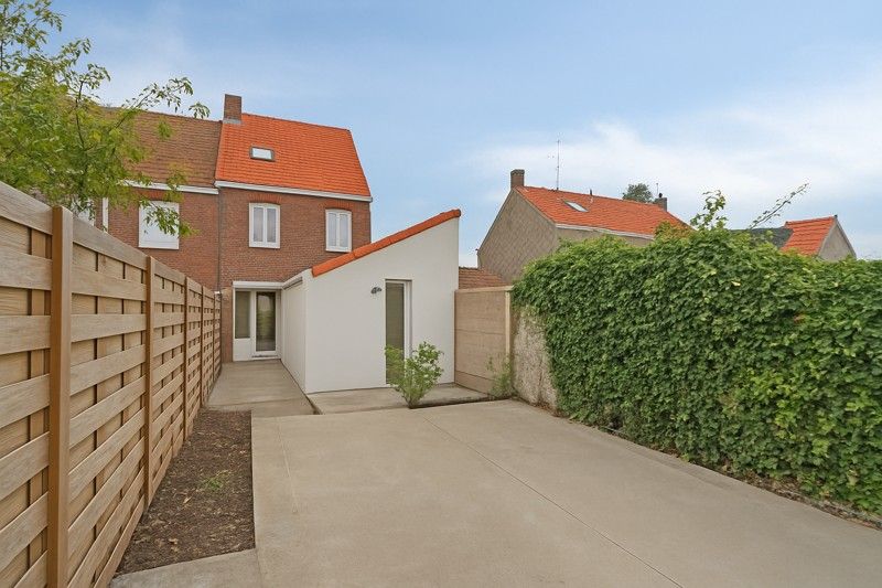 ✨Halfopen, volledig gerenoveerde gezinswoning met 3 slaapkamers TE KOOP in Rekkem! foto 17