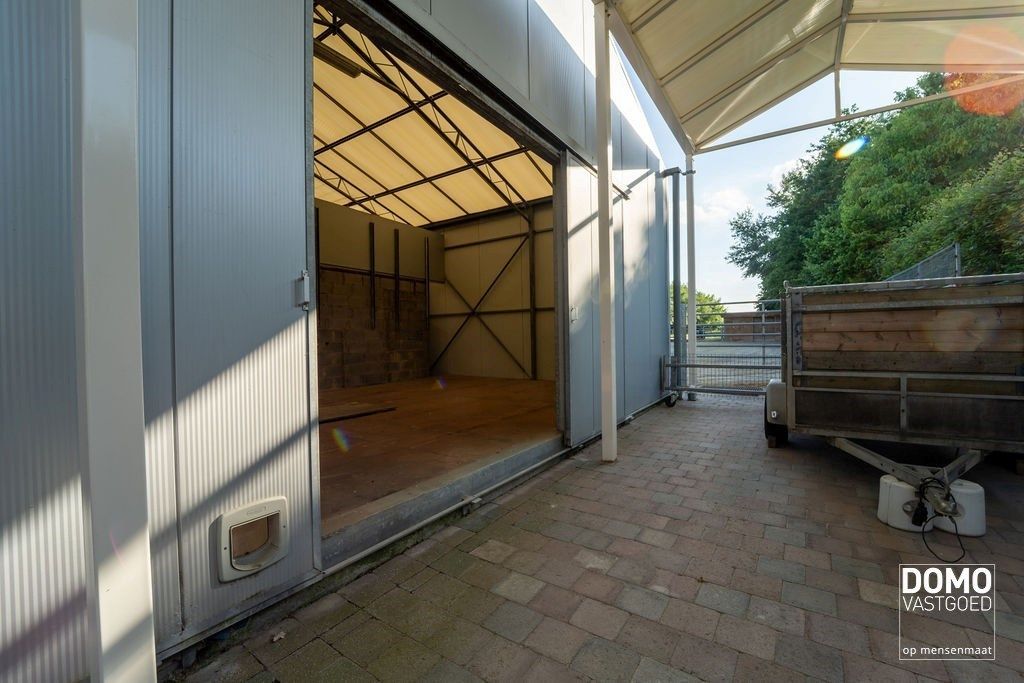 Ruime villa met paardenaccommodatie en wedstrijdstal gelegen te Herk-de-Stad - EPC-label: B - Bewoonbare vloeroppervlakte: 296m² foto 27